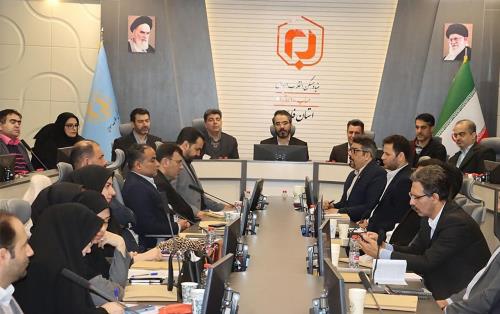 اولین نشست تخصصی بررسی عملکرد سالیانه ادارات حقوقی و املاک در استان فارس